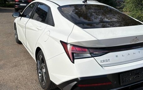 Hyundai Elantra, 2023 год, 1 900 000 рублей, 8 фотография