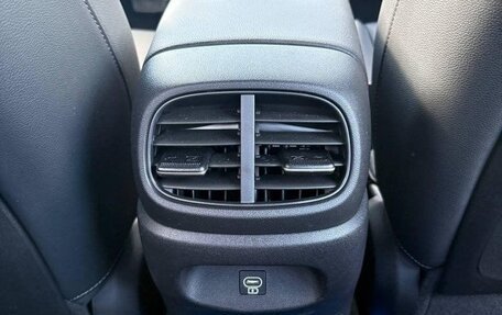 Hyundai Elantra, 2023 год, 1 900 000 рублей, 20 фотография