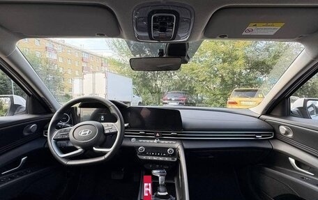 Hyundai Elantra, 2023 год, 1 900 000 рублей, 14 фотография