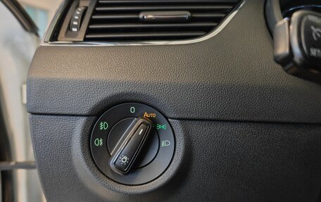 Skoda Octavia, 2017 год, 1 290 000 рублей, 5 фотография