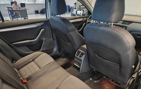 Skoda Octavia, 2017 год, 1 290 000 рублей, 8 фотография
