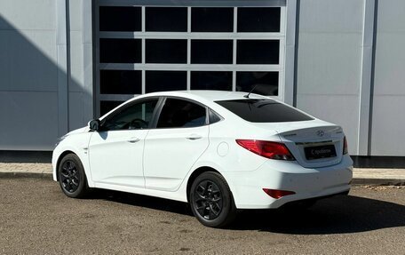 Hyundai Solaris II рестайлинг, 2015 год, 1 200 000 рублей, 3 фотография