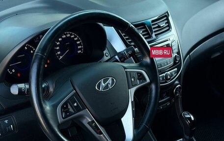 Hyundai Solaris II рестайлинг, 2015 год, 1 200 000 рублей, 17 фотография
