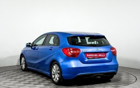 Mercedes-Benz A-Класс, 2013 год, 1 120 000 рублей, 7 фотография