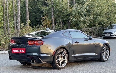 Chevrolet Camaro VI, 2022 год, 3 990 000 рублей, 4 фотография