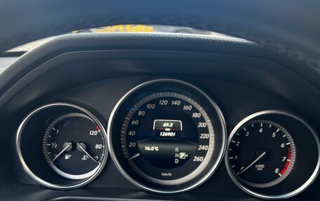 Mercedes-Benz E-Класс, 2014 год, 2 300 000 рублей, 10 фотография