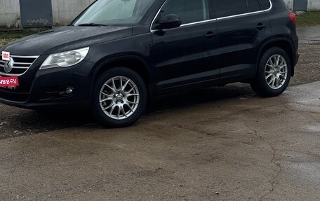Volkswagen Tiguan I, 2010 год, 940 000 рублей, 1 фотография