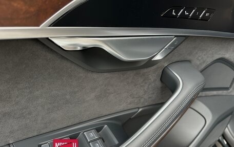 Audi A8, 2022 год, 8 300 000 рублей, 30 фотография