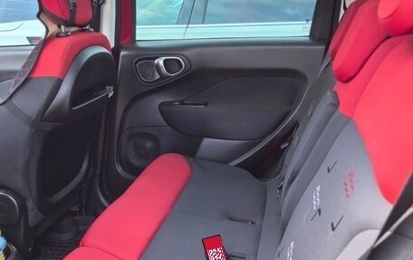 Fiat 500L I рестайлинг, 2014 год, 1 300 000 рублей, 6 фотография