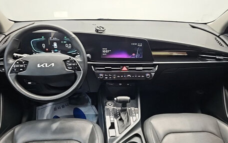 KIA Niro, 2023 год, 2 130 000 рублей, 6 фотография