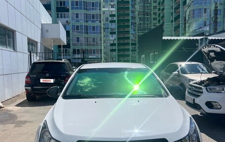 Chevrolet Cruze II, 2011 год, 860 000 рублей, 2 фотография