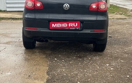 Volkswagen Tiguan I, 2010 год, 940 000 рублей, 4 фотография
