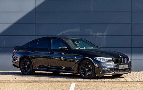 BMW 5 серия, 2018 год, 2 995 000 рублей, 3 фотография