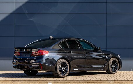 BMW 5 серия, 2018 год, 2 995 000 рублей, 6 фотография