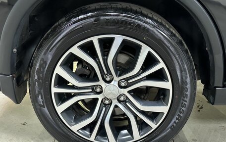 Mitsubishi Outlander III рестайлинг 3, 2018 год, 2 300 000 рублей, 9 фотография