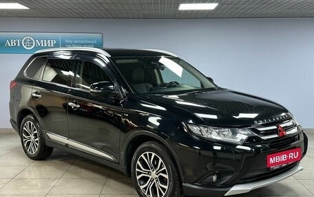 Mitsubishi Outlander III рестайлинг 3, 2018 год, 2 300 000 рублей, 3 фотография