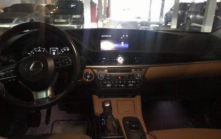 Lexus ES VII, 2016 год, 2 730 000 рублей, 15 фотография