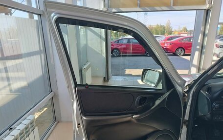 Chevrolet Niva I рестайлинг, 2018 год, 775 000 рублей, 6 фотография