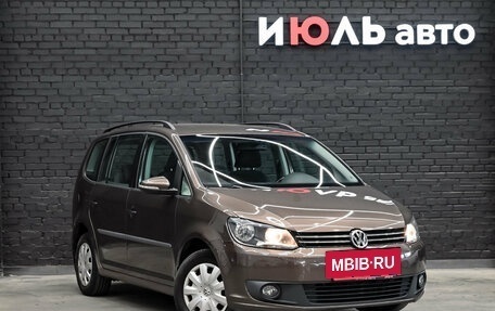 Volkswagen Touran III, 2012 год, 1 230 000 рублей, 3 фотография