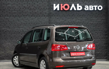 Volkswagen Touran III, 2012 год, 1 230 000 рублей, 7 фотография
