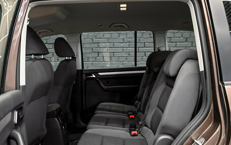 Volkswagen Touran III, 2012 год, 1 230 000 рублей, 18 фотография