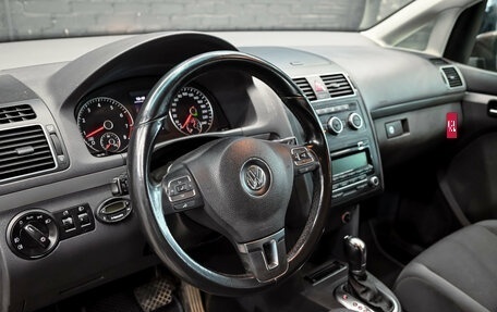 Volkswagen Touran III, 2012 год, 1 230 000 рублей, 15 фотография