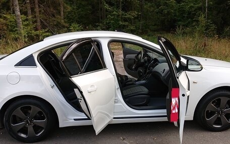 Chevrolet Cruze II, 2010 год, 650 000 рублей, 12 фотография