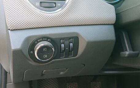 Chevrolet Cruze II, 2010 год, 650 000 рублей, 25 фотография
