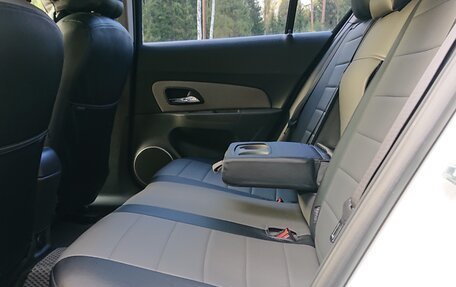 Chevrolet Cruze II, 2010 год, 650 000 рублей, 37 фотография