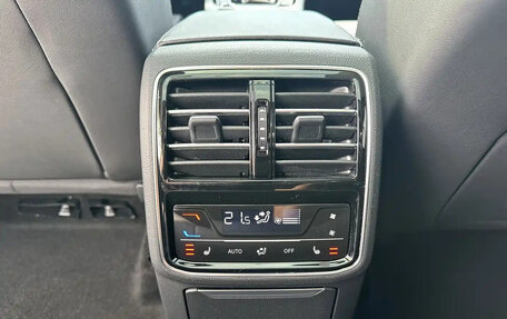 Volkswagen Passat B8 рестайлинг, 2023 год, 2 165 275 рублей, 15 фотография