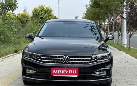 Volkswagen Passat B8 рестайлинг, 2023 год, 2 165 275 рублей, 2 фотография