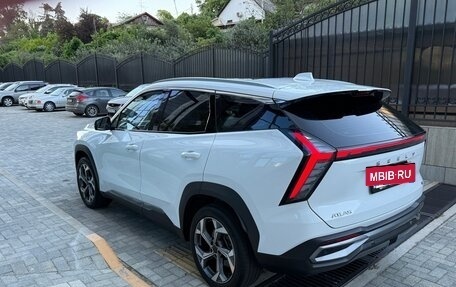 Geely Atlas, 2024 год, 2 700 000 рублей, 12 фотография