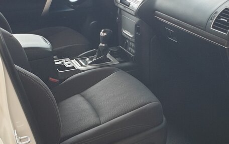 Toyota Land Cruiser Prado 150 рестайлинг 2, 2018 год, 5 600 000 рублей, 11 фотография