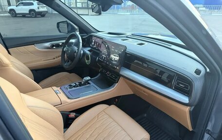 GAC GS8, 2024 год, 4 100 000 рублей, 8 фотография