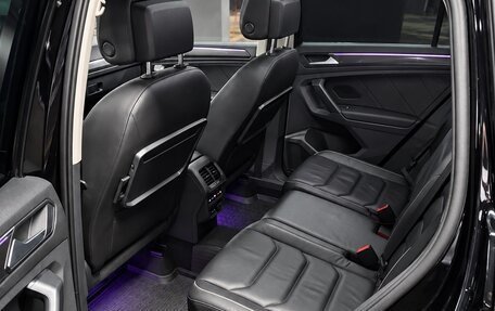 Volkswagen Tiguan II, 2019 год, 2 890 000 рублей, 11 фотография