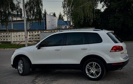 Volkswagen Touareg III, 2011 год, 2 100 000 рублей, 3 фотография