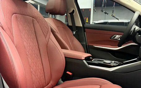 BMW 3 серия, 2023 год, 3 580 000 рублей, 10 фотография