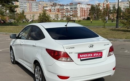 Hyundai Solaris II рестайлинг, 2013 год, 730 000 рублей, 4 фотография