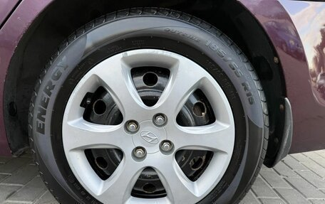 Hyundai Solaris II рестайлинг, 2011 год, 739 000 рублей, 20 фотография