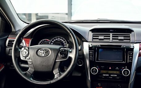 Toyota Camry, 2013 год, 1 389 000 рублей, 19 фотография