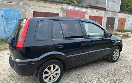Ford Fusion I, 2005 год, 110 000 рублей, 4 фотография
