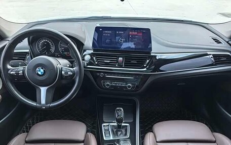 BMW 1 серия, 2023 год, 1 910 000 рублей, 10 фотография