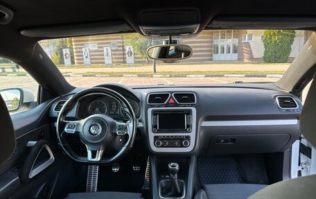 Volkswagen Scirocco III рестайлинг, 2010 год, 1 100 000 рублей, 20 фотография