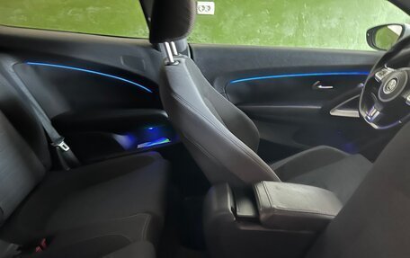 Volkswagen Scirocco III рестайлинг, 2010 год, 1 100 000 рублей, 26 фотография