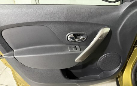 Renault Sandero II рестайлинг, 2014 год, 849 800 рублей, 7 фотография