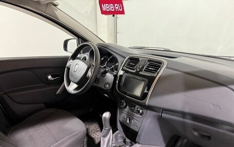 Renault Sandero II рестайлинг, 2014 год, 849 800 рублей, 3 фотография