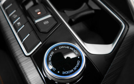 Geely Tugella FY11, 2023 год, 2 675 000 рублей, 23 фотография