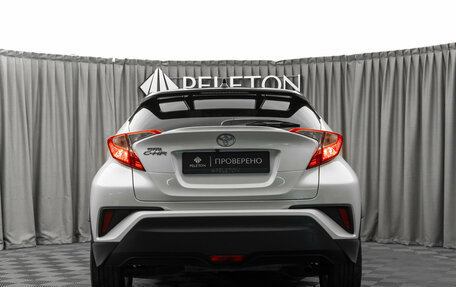 Toyota C-HR I рестайлинг, 2019 год, 2 230 000 рублей, 6 фотография