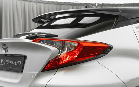 Toyota C-HR I рестайлинг, 2019 год, 2 230 000 рублей, 22 фотография