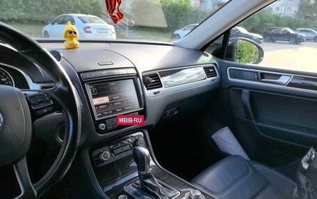 Volkswagen Touareg III, 2015 год, 2 999 999 рублей, 9 фотография